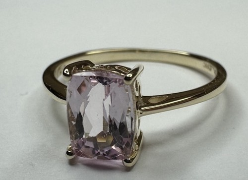 9ct yellow gold cushion - 9ct,