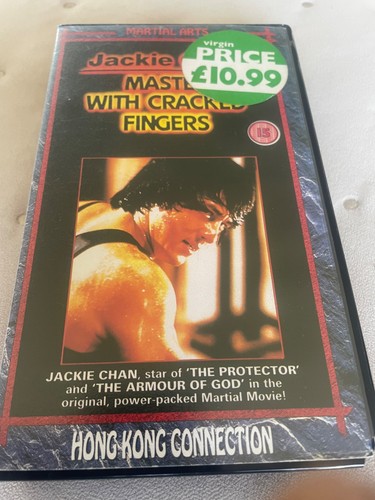 Master with cracked - master, fingers