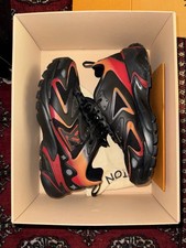 Louis Vuitton Runner Tatic Black Multi-Colour - UK6 EU40