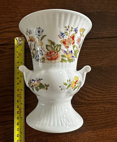 Vintage aynsley cottage - vintage,