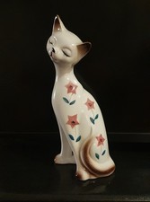 Mid Century Cat with Flowers