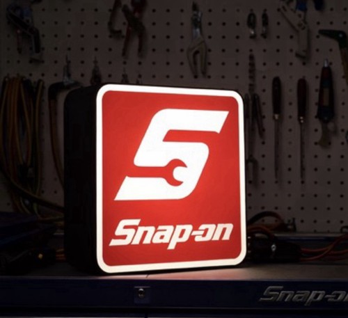 Snap style led light - style, box