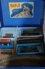 HORNBY DUBLO THREE RAIL EPD 7 LNER TANK GOODS  TRAIN SET WITH 2 EXTRA LOCOS