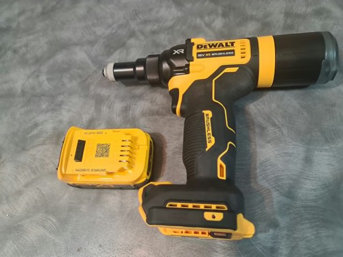 Dewalt dcf403e1t 18v xr - dcf403e1t-gb,