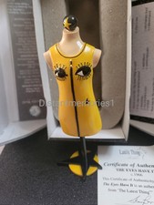 The Latest Thing ' The Eyes Have It' by Stacy Bayne With  C.O.A and Box (2)