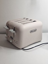 DeLonghi CT04.PK 4 Slice Toaster Pink – Tested, Good Condition