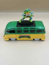 Jada Toys TURTLES NINJA Volkswagen Bus T with Leonardo figurine used condition 