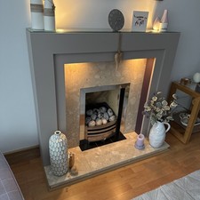   Wooden Surround Fire Place And Gas Fire with Marble Hearth /Plinth 