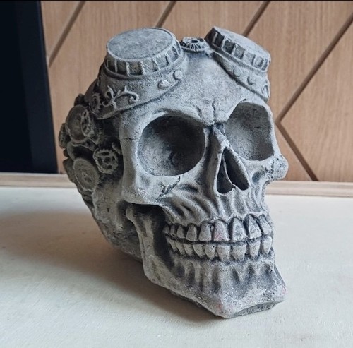 Concrete steampunk skull - concrete,