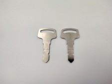 2x Kubota New Type B Series Tractor Keys - SENT TRACKED 48