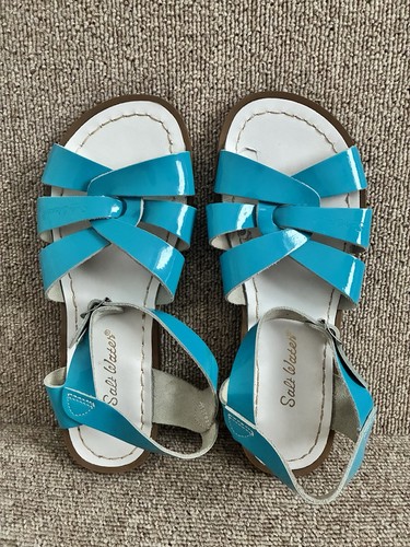 Salt water blue - patent, leather