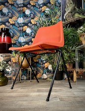 ROBIN DAY HILLE Chair Mid Century ORANGE Plastic Stacking Vintage Classroom Seat