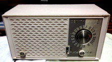 Vintage AM/FM Zenith S-52233