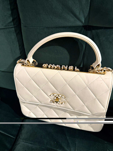 Chanel white quilted leather - chanel,