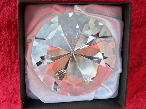 Elegant glass weight - glass, weight,