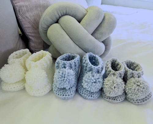 Crochet pom baby - pom,