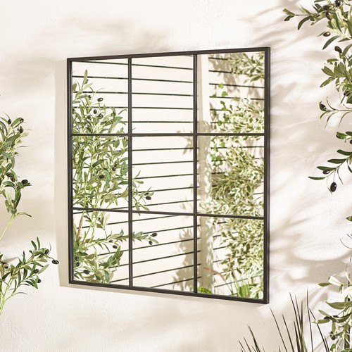 Yoko black medium window - medium,