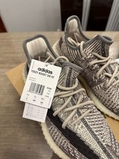 Yeezy Boost 350 v2 Zyon (Size  7.5 UK)