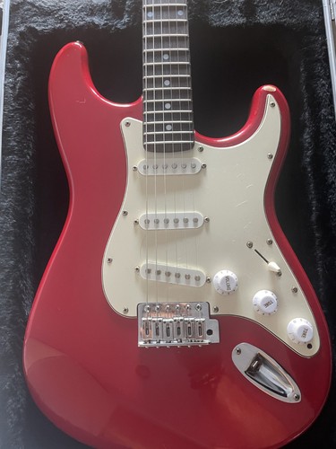 Fender squier stratocaster - squier,