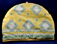 Colourful TEA-POT COSY / COZY WARM COTTEN COVER COUNTRY  KITCHEN Image 12" Long.