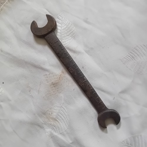 Vintage ferguson tractor - ferguson,