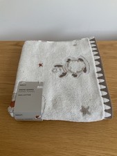 Next Novelty Christmas Hand