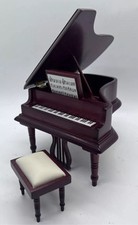 Dolls House furniture grand