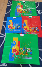 4 Disney used plastic carrier