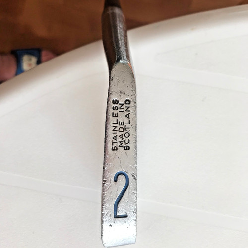 Iron golf club for right - golf,