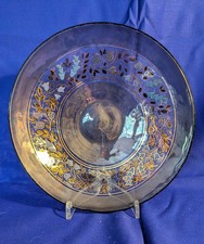 A Handmade and Decorated Textured Glass Plate. Signed by Linda Barwis Studio Art