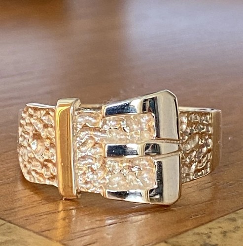 Gents solid 9ct gold buckle - 9ct,