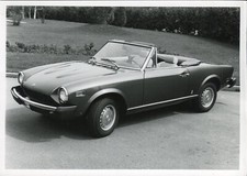 Fiat 124 Spider 2+2 USA version Pininfarina 1978 original official press photo