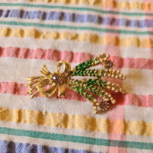Vintage signed exquisite lucky - vintage,