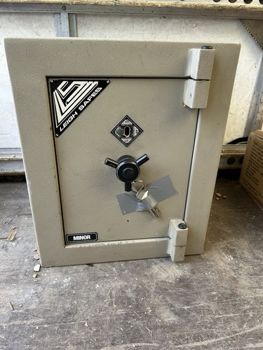 Leigh safes minor 100kg - safes,