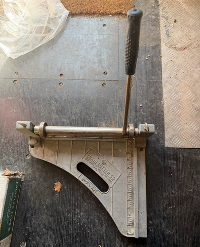 Crain lvt model tile cutter - model,