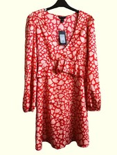 New Look red pink heart print frilly light satin dress size 10 NWT 33" Long