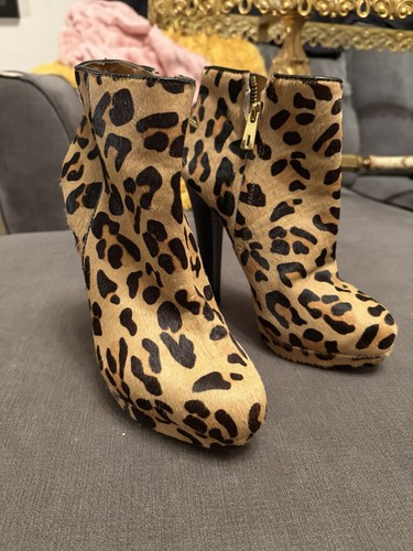 Leopard print boots - print, size