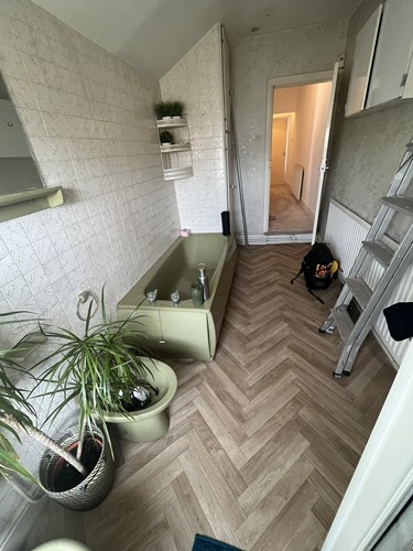 Bathroom suite - bathroom,