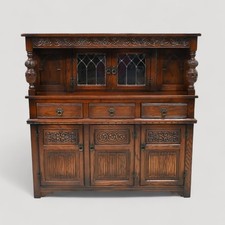 Old Charm Gothic Court