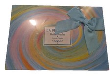 La Bellefee 4 Bath Bombs + 2