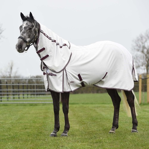 Weatherbeeta hybrid seasons - weatherbeeta,