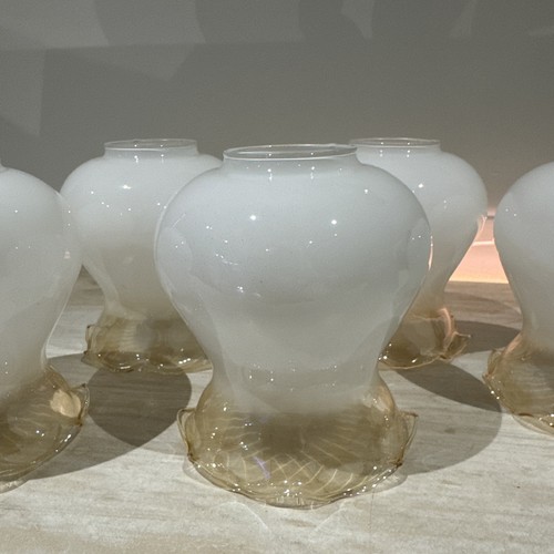Tulip light lamp shade - light,