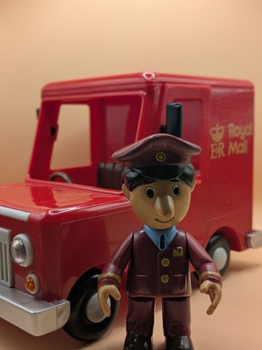 Classic postman pat friction - classic,