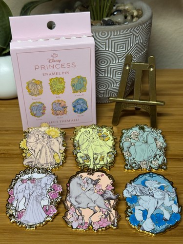 Disney princess horses blind - disney,