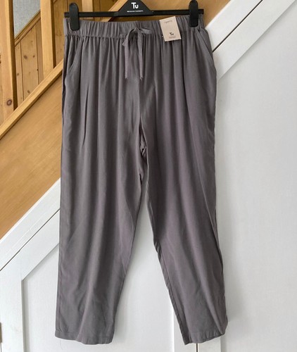 Size grey cropped - tu,