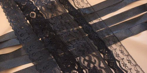 Black lace and - m,