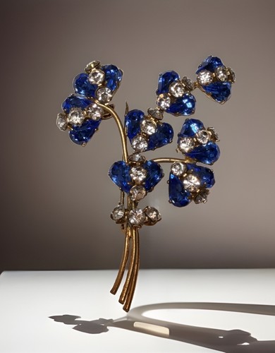 Vintage gold tone floral - vintage,