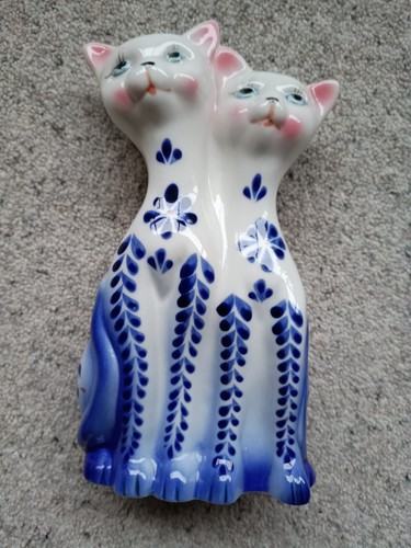 Vintage ceramic long neck cats - long,