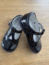 Startrite Baby Girls Shoes Patent Black T-bar Buckle Close Size UK 4 1/2F -EU21F