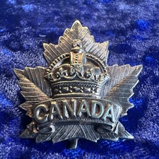  Canadian Cap Badge